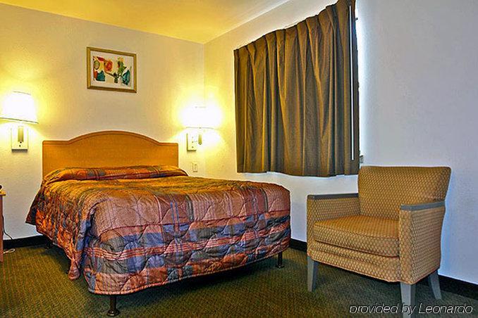 Oyo Townhouse Beaumont Medical Center Area Hotell Rum bild